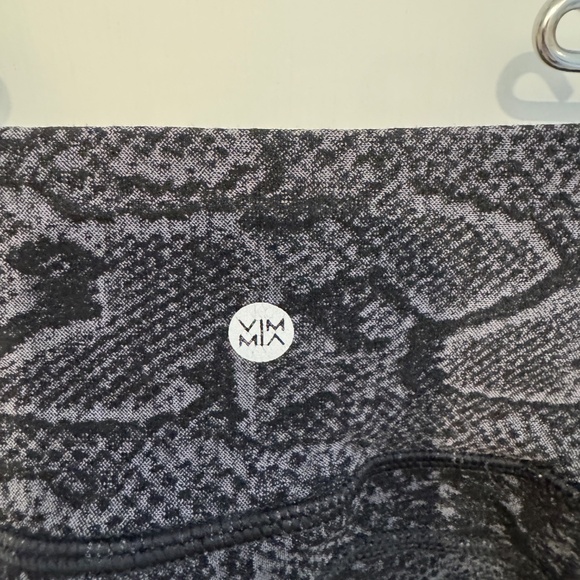 Vimmia Reversible Python Leggings – Grey/Black (Size XS) - Picture 6 of 7
